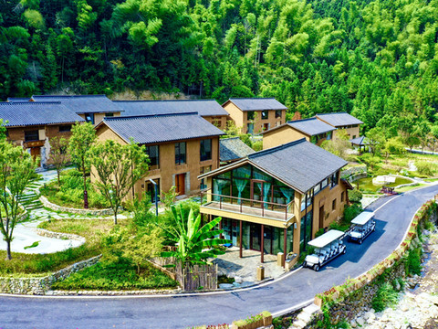 欢庭·源头里原始村落酒店