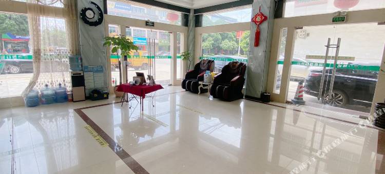 品尚假日酒店(崇左大新县德天大道店)图片