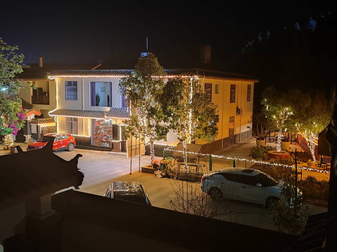 石林石彝村客栈