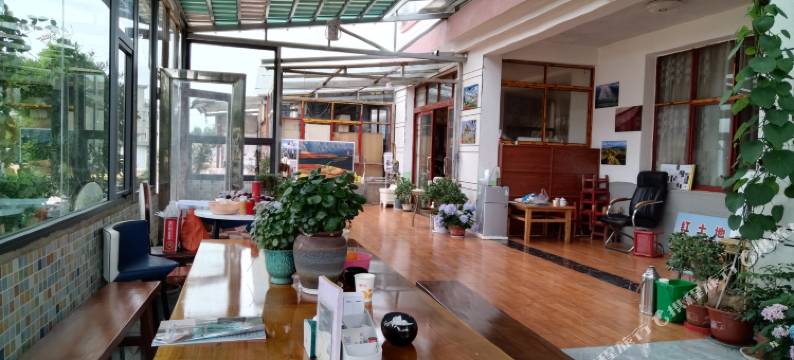 昆明红土地张家大院民宿图片