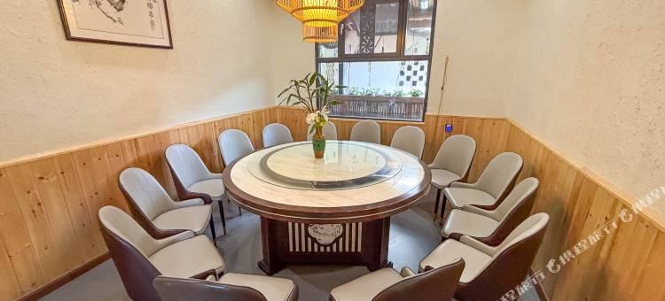 李庄安石宇晨小院民宿图片