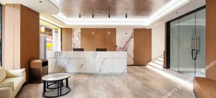 留宿酒店(金汇广场中医院店)图片