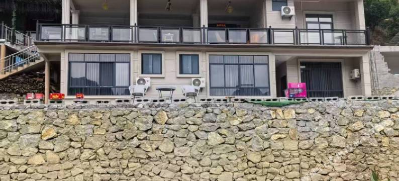 凌云彩墨人家民宿(浩坤湖国家湿地公园三合码头店)图片