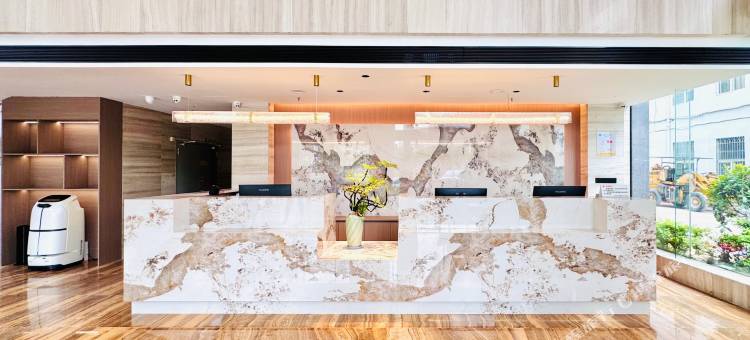 智选财富酒店(龙岩站万达广场店)图片