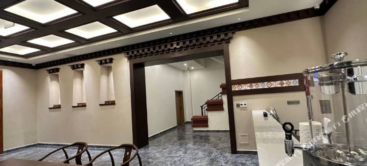 金川藏玉酒店图片