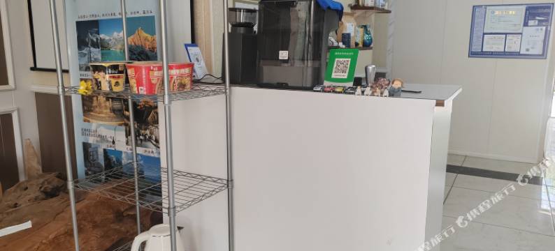 栖研•凨凪凮夙雪山观景美宿图片