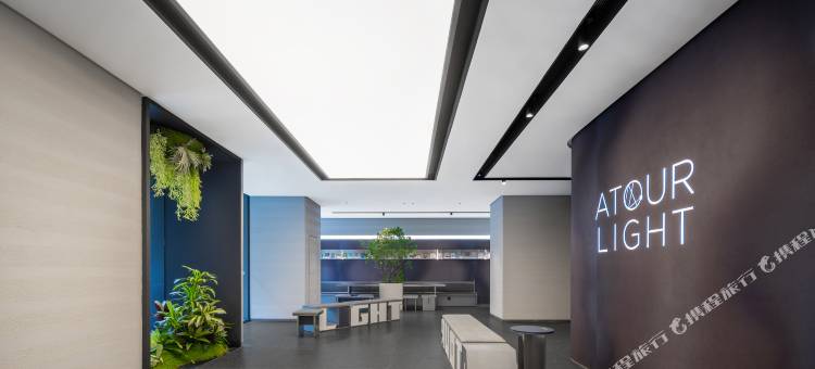 重庆沙坪坝高铁站渝碚路轻居酒店图片