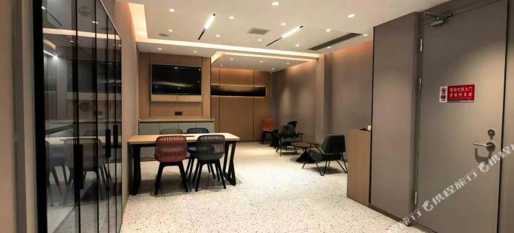 如家派柏·云酒店(费县东方购物广场店)图片