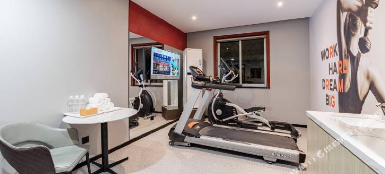 柏曼酒店(上海财经大学江湾地铁站店)图片