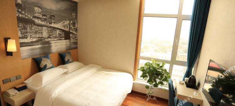 速8酒店(平山福美佳店)图片