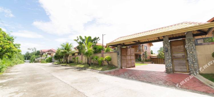 红门Plus-星之家奥利维安维尔(RedDoorz Plus @ Starhomes Olivianville)图片