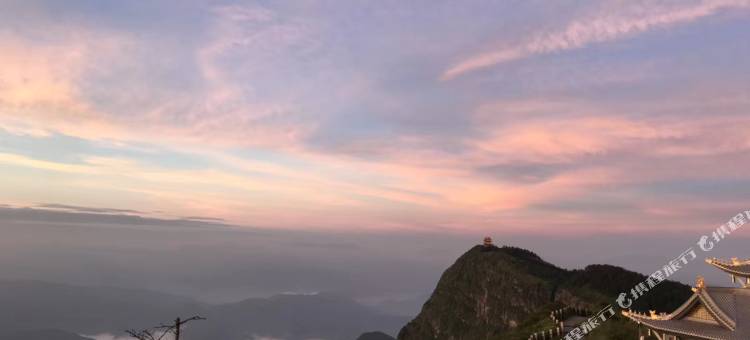 峨眉山星月酒店(峨眉山报国寺店)图片