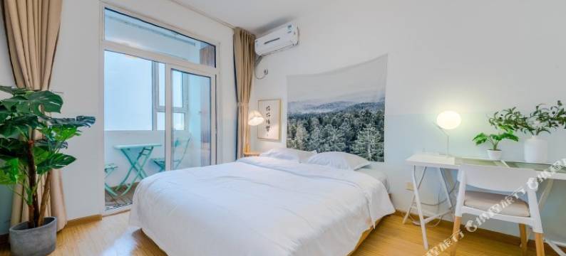 李村近地铁站和谐广场投影仪文艺小清新两居公寓(源头路分店)图片