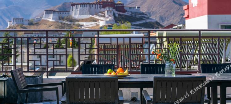 拉萨岩庐别院(布达拉宫店)图片