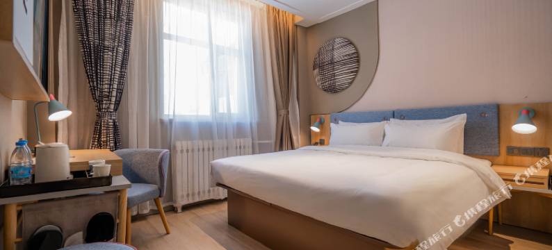 铭宇澜庭酒店(昌吉飞马转盘店)图片