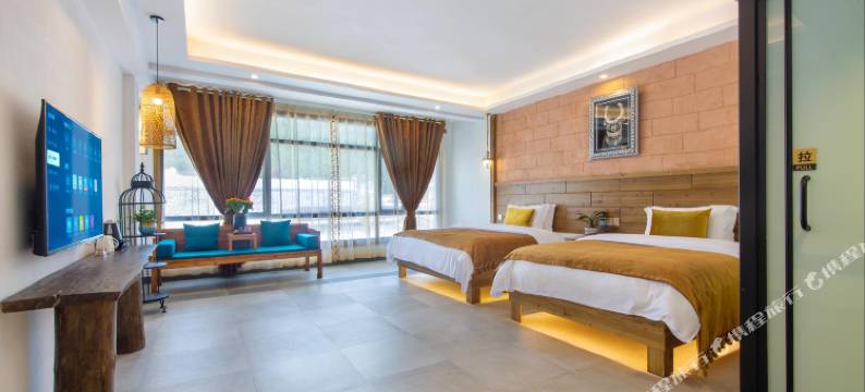 凤凰念赫江景度假民宿图片