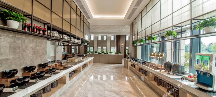 维也纳国际酒店(秦皇岛南戴河蔚蓝海岸浴场店)图片