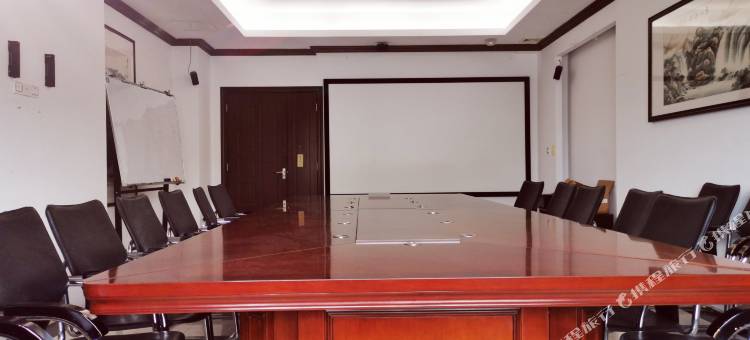 丽怡酒店(茂名高铁站人民广场店)图片