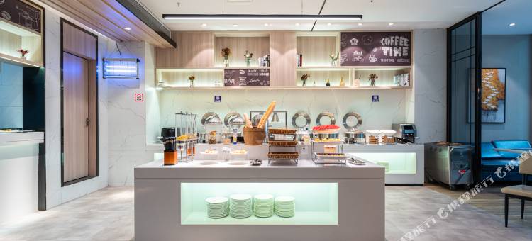 明月湖酒店(百色市政府恒基广场店)图片