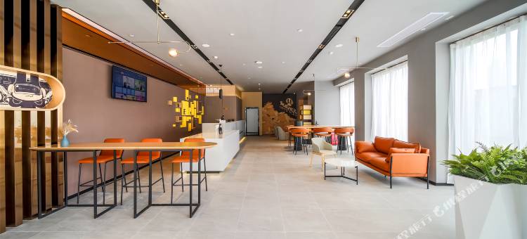 IU酒店(河源坚基万达广场店)图片