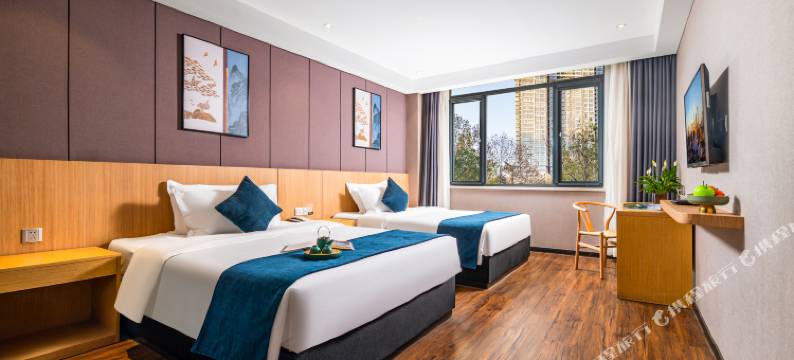 澜悦轻奢酒店(洛阳新区龙门高铁站店)图片