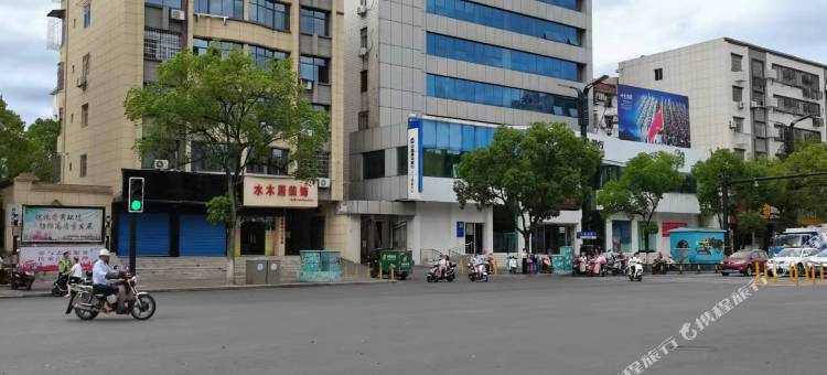 维也纳3好酒店(贵溪火车站店)图片