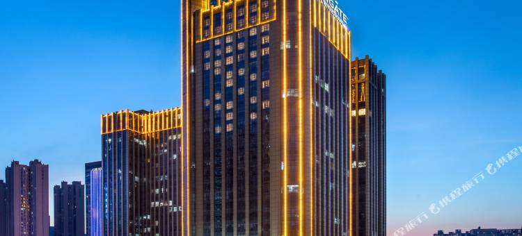 长沙亚士多蔚景温德姆酒店(高铁南站雨花区政府地铁站店)图片