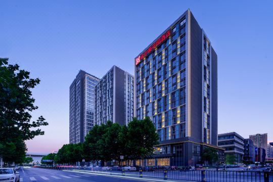 合肥滨湖新区希尔顿花园酒店预订价格,联系电话位置地址【携程酒店】