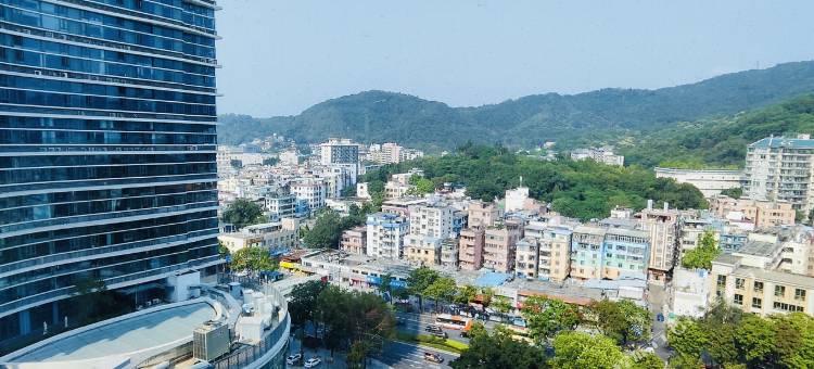 云山·观山美宿(广州东站梅花园地铁站店)图片