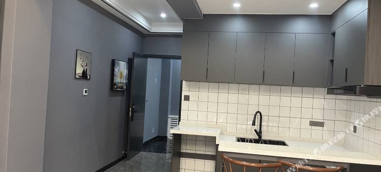 伊宁枫舍酒店图片