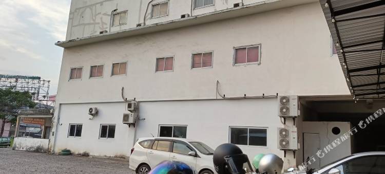 O酒店享受民宿与咖啡馆(Hotel O Enjoy Homestay & Cafe)图片