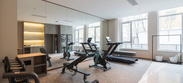 朗丽兹酒店(回龙观东大街地铁站首开LONG街店)图片