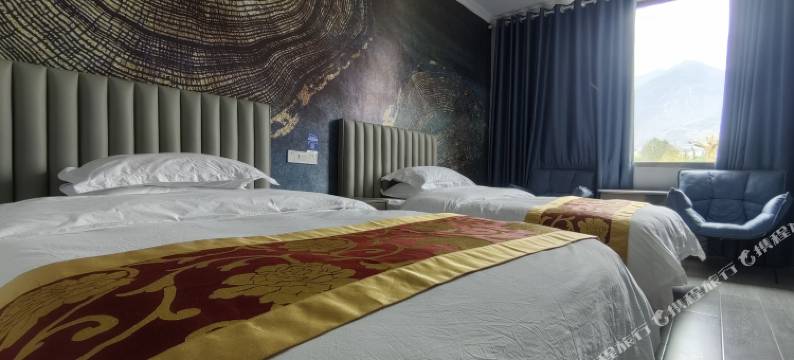 茂县茂盛假日酒店图片