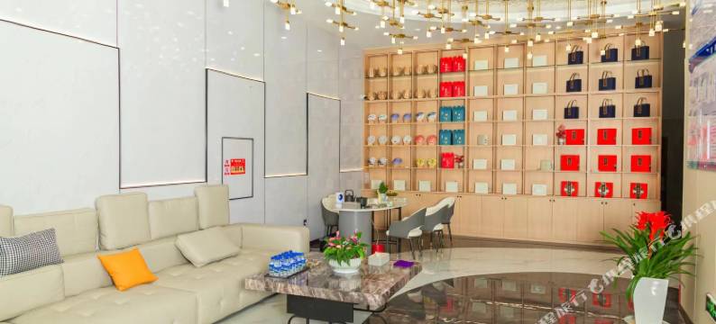 凤名智慧酒店(临沧高铁站店)图片