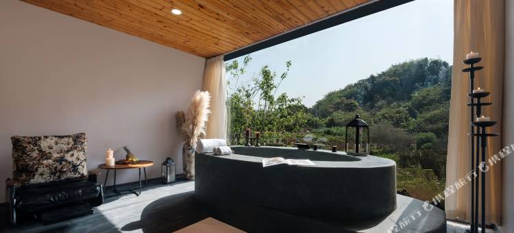 RelaxCan丽宽汤泉酒店(峨眉山游客中心店)图片