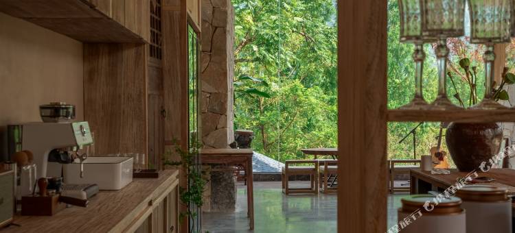 YOLO 惹莲・山河集|Designer 河景树屋度假民宿图片