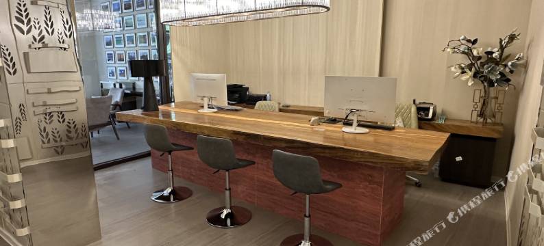 悦美居酒店(师大附中店)图片