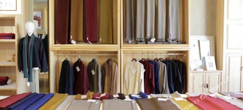 夏河·贤择云居图片