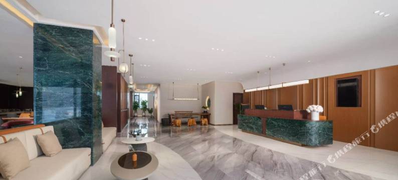 那拉提闽融云庭酒店图片