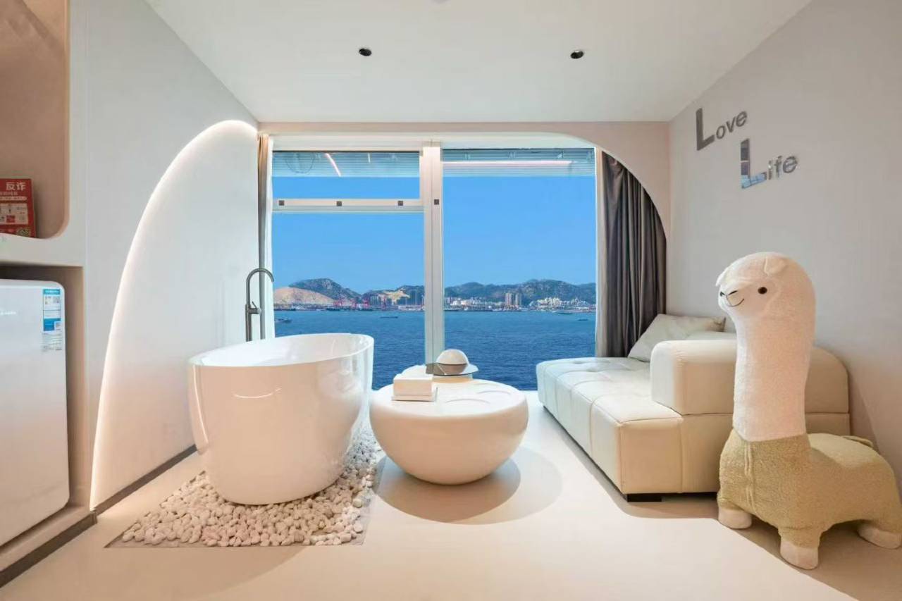 厦门世茂双子塔地标海景公寓(厦门大学店)