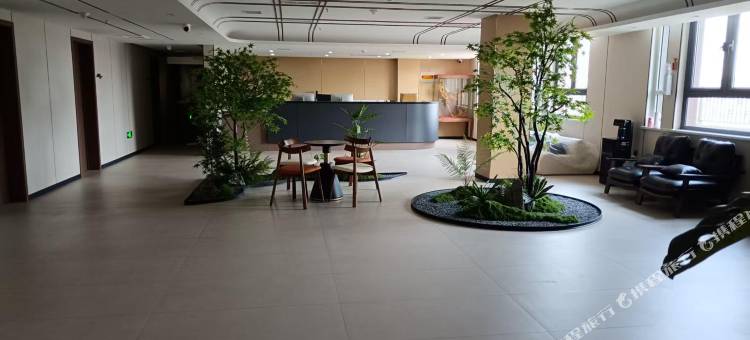 伴屿商务酒店(海港汽车站店)图片