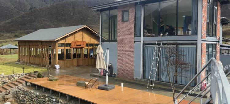 冶勒湖野墅民宿图片
