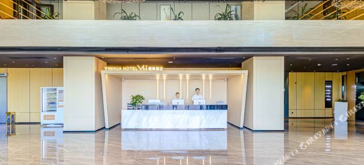 银华酒店(珠海拱北口岸国际会展中心店)图片