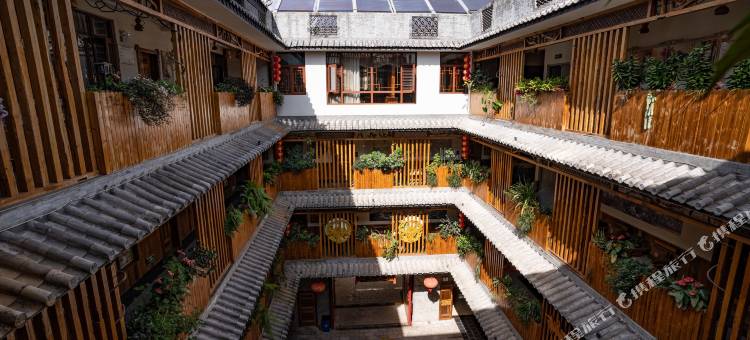 普洱鸿锦客栈图片