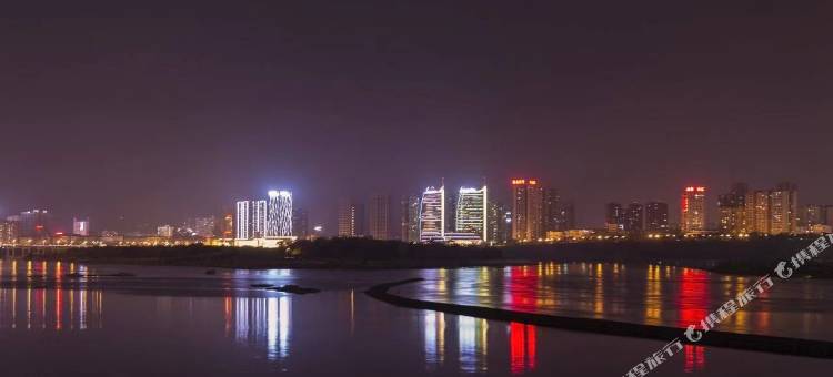 云朵遇上酒店(南充coco香江店)图片