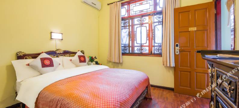 大理吉姆藏式酒店图片