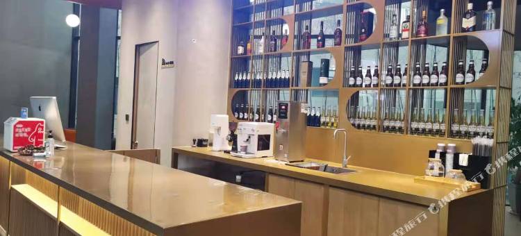 斯维登精品公寓(洛阳万达广场牡丹广场地铁站店)图片