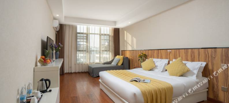 建水瀚蓝湾008主题酒店图片