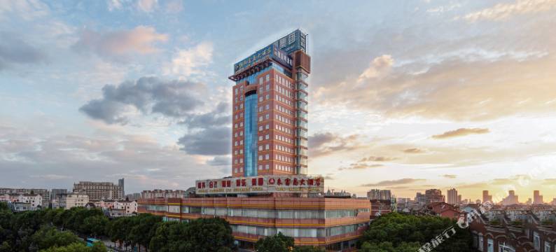 江阴来富岛大酒店图片