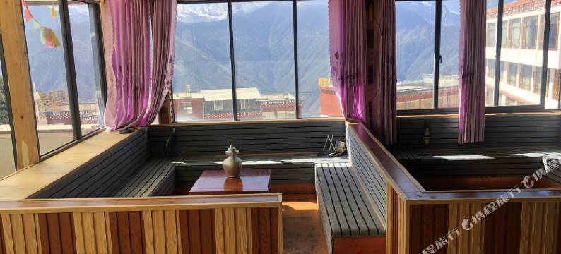 德钦格瓦坚景观酒店图片